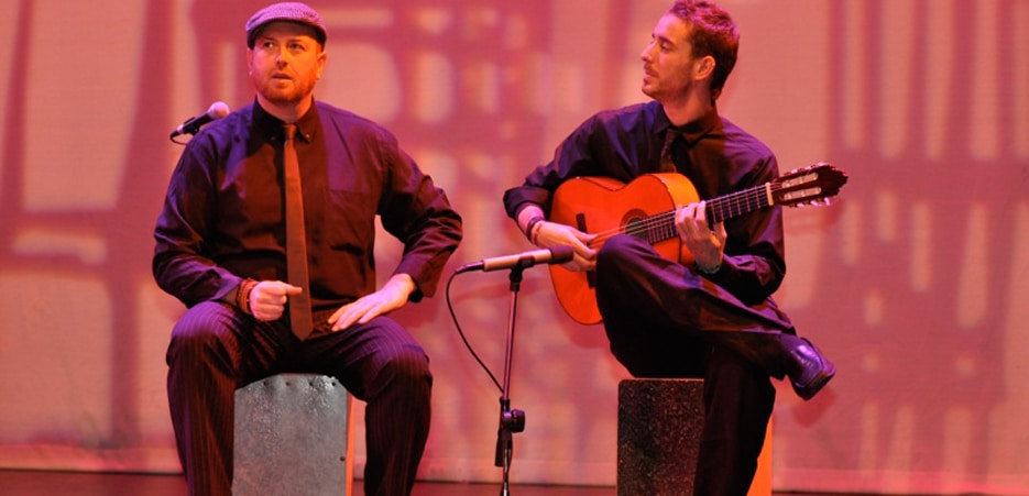 Virtuoso Spanish guitar playing is stunning to watch and beautiful to listen