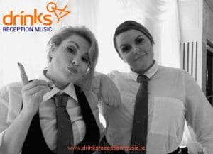 Diva Singing Waiters Drinks Reception music entertainment